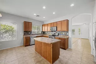 14566 W Watson Ln, Surprise, AZ 85379 - Photo 13