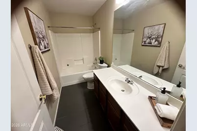 8009 W Beck Lane, Peoria, AZ 85382 - Photo 17