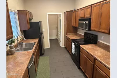 8009 W Beck Lane, Peoria, AZ 85382 - Photo 7