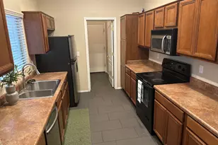 8009 W Beck Ln, Peoria, AZ 85382 - Photo 7