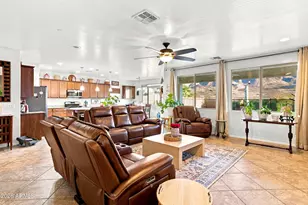 2429 W Hayduk Rd, Phoenix, AZ 85041 - Photo 7
