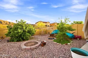 2429 W Hayduk Rd, Phoenix, AZ 85041 - Photo 33