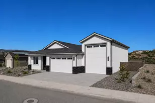 523 Cleopatra Hill Rd, Clarkdale, AZ 86324 - Photo 1