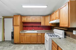 18685 W Bobcat Rd, Casa Grande, AZ 85122 - Photo 9