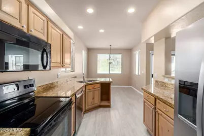 12011 N Fountain Hills Boulevard #Unit A, Fountain Hills, AZ 85268 - Photo 13