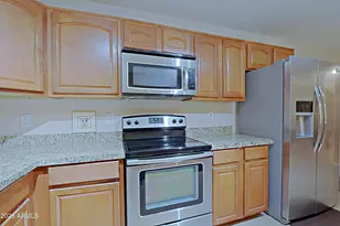 3721 W Calavar Rd, Phoenix, AZ 85053 - Photo 5