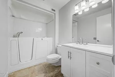 9959 W Hawthorn Drive, Sun City, AZ 85351 - Photo 17
