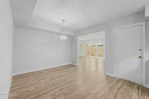9959 W Hawthorn Dr, Sun City, AZ 85351 - Photo 7
