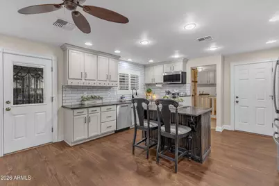 13619 E Morgan Drive, Gilbert, AZ 85295 - Photo 33