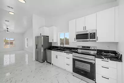 3235 W Vaquero Drive, Eloy, AZ 85131 - Photo 3