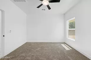 3235 W Vaquero Dr, Eloy, AZ 85131 - Photo 11