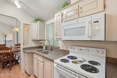 609 Boeing Circle, Mesa, AZ 85205 - Photo 9