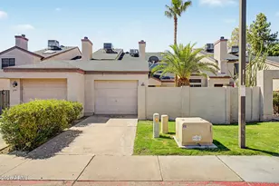 3301 E Kelton Ln, Phoenix, AZ 85032 - Photo 1