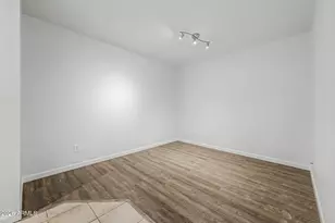 3301 E Kelton Ln, Phoenix, AZ 85032 - Photo 13
