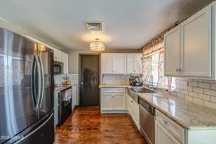 3642 N 72nd Dr, Phoenix, AZ 85033 - Photo 39