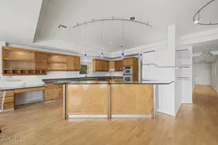 1071 E Sandpiper Dr, Tempe, AZ 85283 - Photo 15