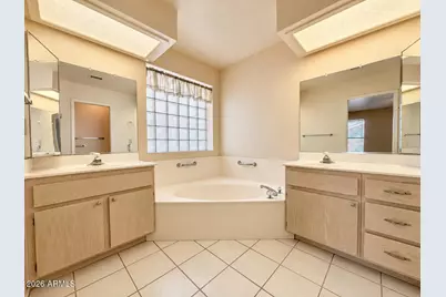 8338 E Navarro Avenue, Mesa, AZ 85209 - Photo 9
