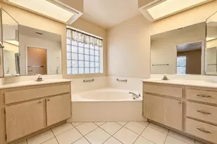 8338 E Navarro Ave, Mesa, AZ 85209 - Photo 9