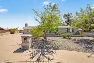3723 W Cochise Dr, Phoenix, AZ 85051 - Photo 1
