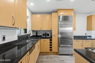 3402 N 26th Pl, Phoenix, AZ 85016 - Photo 13