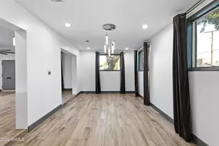 3402 N 26th Pl, Phoenix, AZ 85016 - Photo 17
