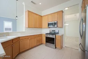 16746 W Tonbridge St, Surprise, AZ 85374 - Photo 11