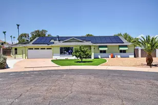 10250 N 26th Pl, Phoenix, AZ 85028 - Photo 1