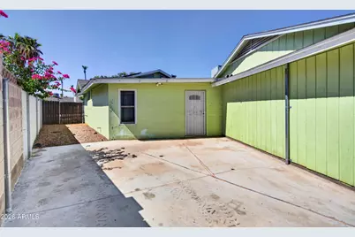 10250 N 26th Place, Phoenix, AZ 85028 - Photo 35