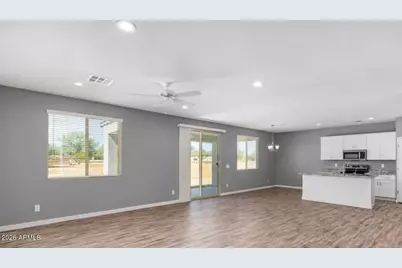 39026 N 9th Avenue, Phoenix, AZ 85086 - Photo 7