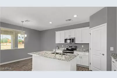39026 N 9th Avenue, Phoenix, AZ 85086 - Photo 9