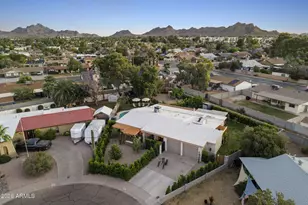 2811 E Corrine Dr, Phoenix, AZ 85032 - Photo 71