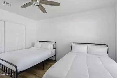 8536 E Roanoke Avenue, Scottsdale, AZ 85257 - Photo 11