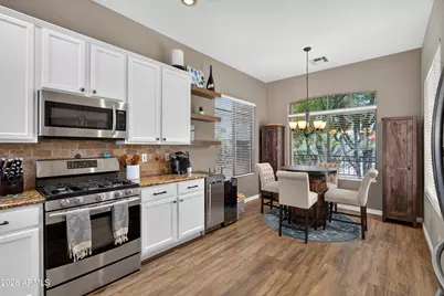 5016 E Robin Lane, Phoenix, AZ 85054 - Photo 13
