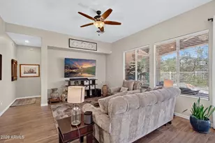 5016 E Robin Ln, Phoenix, AZ 85054 - Photo 7