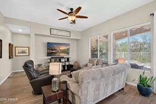 5016 E Robin Ln, Phoenix, AZ 85054 - Photo 7