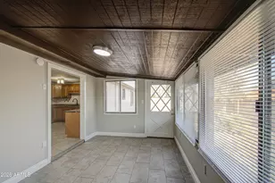 6321 W Palm Ln, Phoenix, AZ 85035 - Photo 17