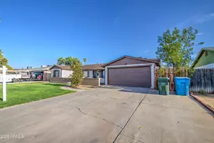 6321 W Palm Ln, Phoenix, AZ 85035 - Photo 1