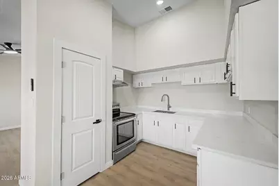 3317 N 80th Lane, Phoenix, AZ 85033 - Photo 13