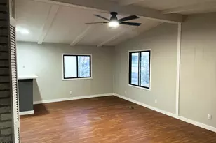 303 E South Mountain Ave, Phoenix, AZ 85042 - Photo 9