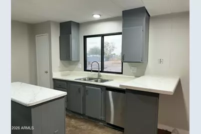 303 E South Mountain Avenue #91, Phoenix, AZ 85042 - Photo 11
