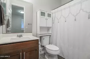 2090 S Dorsey Ln, Tempe, AZ 85282 - Photo 11