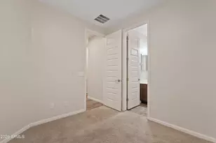 2090 S Dorsey Ln, Tempe, AZ 85282 - Photo 5
