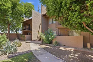5525 E Thomas Rd, Phoenix, AZ 85018 - Photo 1
