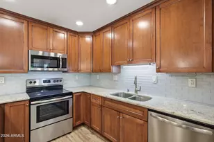 5525 E Thomas Rd, Phoenix, AZ 85018 - Photo 7