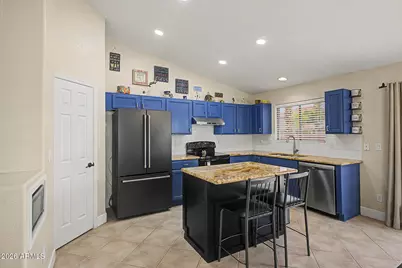 3312 E Wildhorse Drive, Gilbert, AZ 85297 - Photo 9
