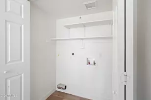 8028 N 48th Ave, Glendale, AZ 85302 - Photo 23