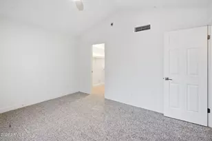 8028 N 48th Ave, Glendale, AZ 85302 - Photo 19