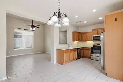 16025 N 19th Drive, Phoenix, AZ 85023 - Photo 13