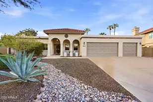 3846 E Keresan St, Phoenix, AZ 85044 - Photo 3