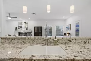 3846 E Keresan St, Phoenix, AZ 85044 - Photo 9